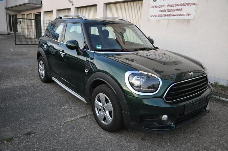 Grün Gebraucht 2018 Mini Cooper D Countryman SUV | 13.750 € (Fairer Preis) - Bild 1/4