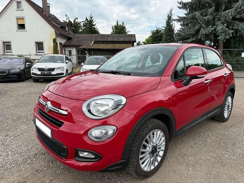 Rot Gebraucht 2017 Fiat 500X Lounge SUV | 7.700 € (Fairer Preis) - Bild 1/4