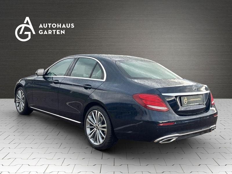 Gebraucht Mercedes E350 Avantgarde 258 PS (189 kW) 2018 Cavansitblau Limousine