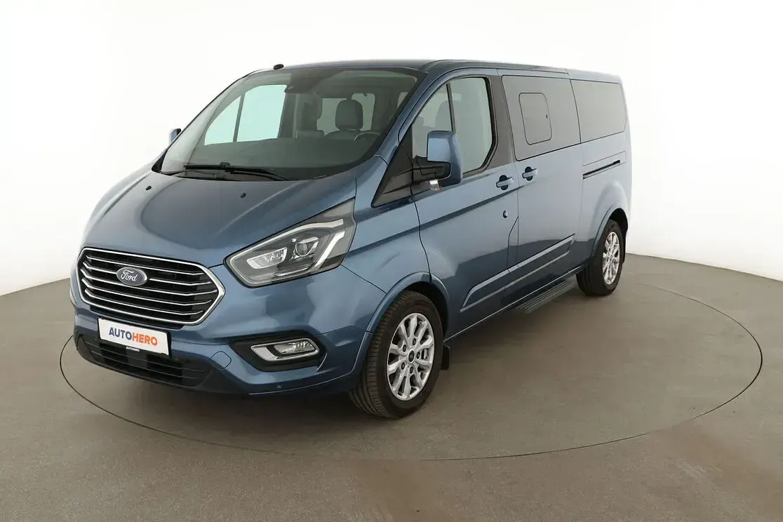 Gebraucht Ford Tourneo Titanium 170 PS (125 kW) 2018 Van / Kleinbus