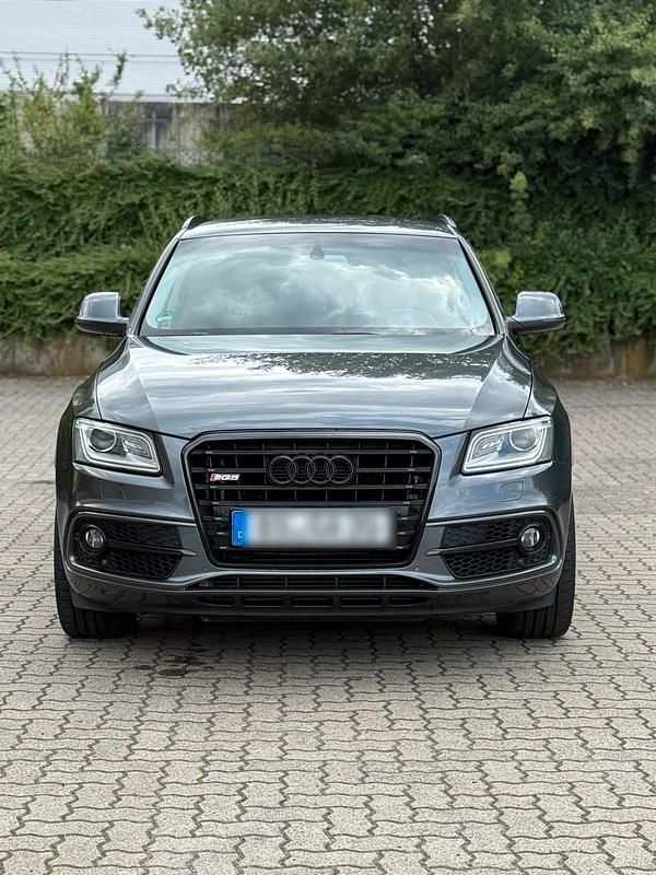 Grau Gebraucht 2014 Audi SQ5 SUV | 19.900 € (Guter Preis) - Bild 1/4