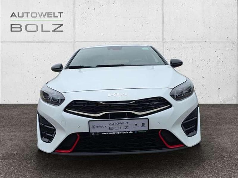 Gebraucht Kia ProCeed 204 PS (150 kW) 2023 Deluxe white Kombi