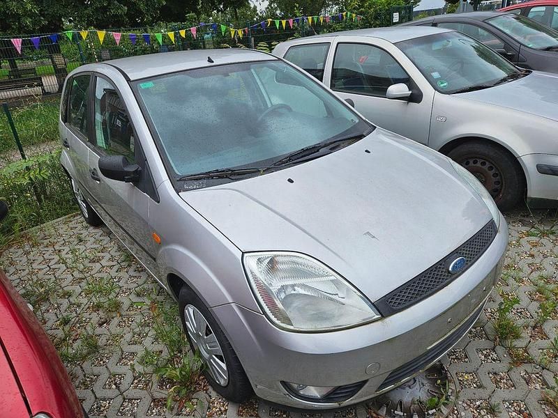 Gebraucht Ford Fiesta 80 PS (58 kW) 2006 Silber Kleinwagen