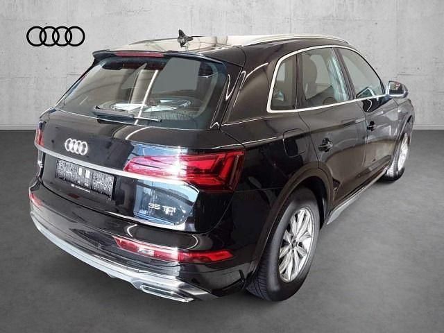 Gebraucht Audi Q5 Ambiente 163 PS (119 kW) 2023 Mythosschwarz metallic SUV