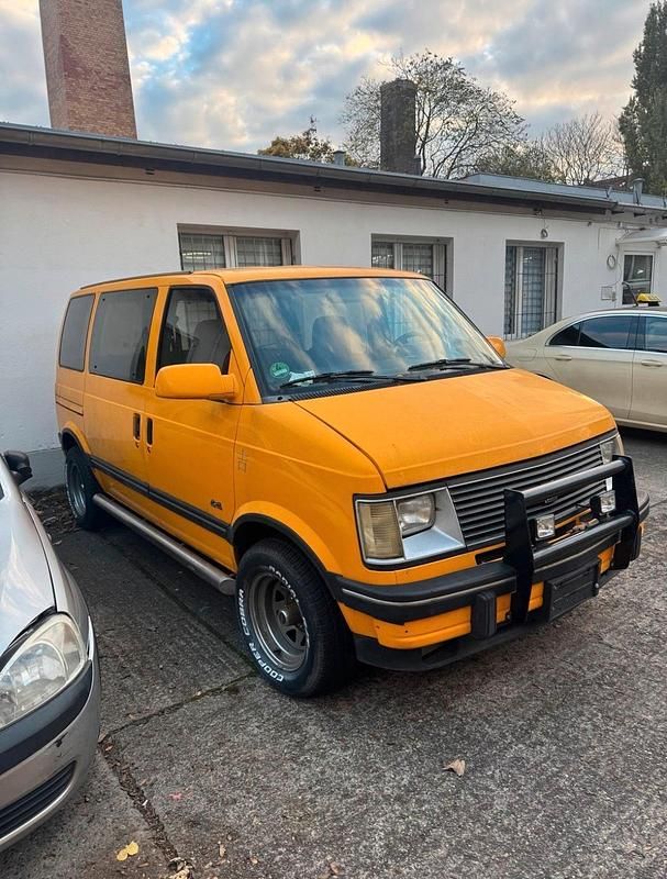 Gebraucht Chevrolet Astro 150 PS (110 kW) 1990 Gelb Van / Kleinbus