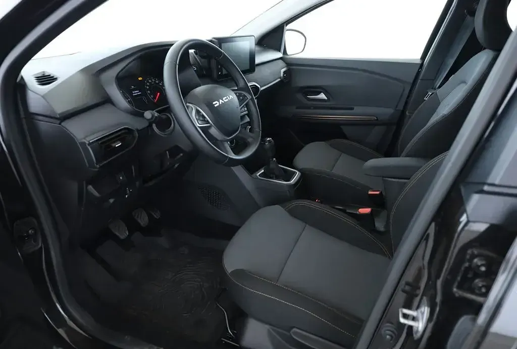 Gebraucht Dacia Jogger Extreme 110 PS (80 kW) 2025 Schwarz Van / Kleinbus