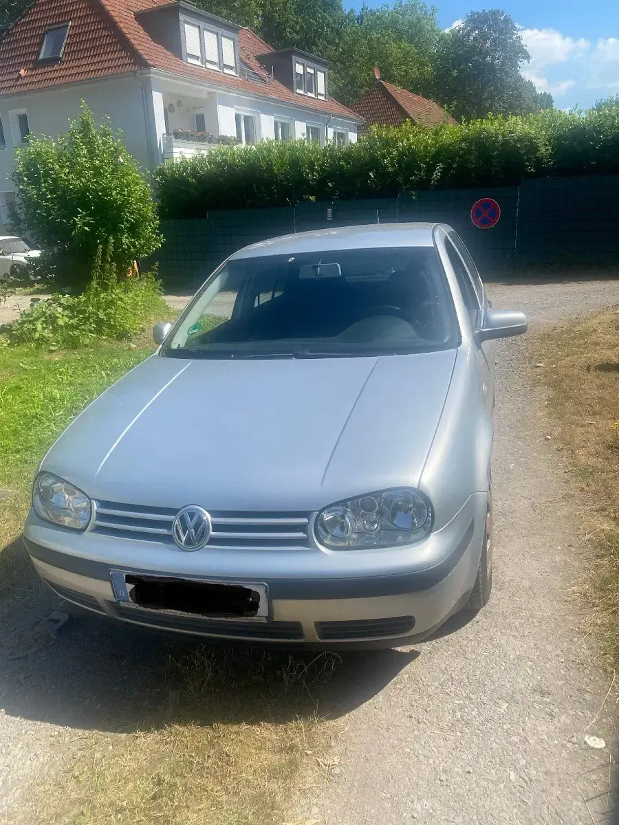 Gebraucht VW Golf IV 105 PS (77 kW) 2003 Silber Limousine