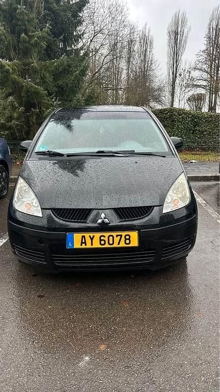 Schwarz Gebraucht 2005 Mitsubishi Colt Invite Van / Kleinbus | 3.000 € (Fairer Preis) - Bild 1/4