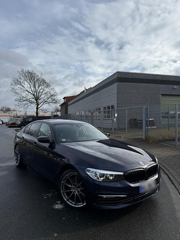 Gebraucht BMW 520 190 PS (139 kW) 2019 Blau Limousine