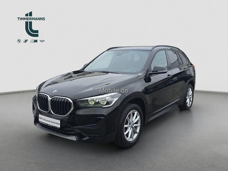Schwarz Gebraucht 2022 BMW X1 Advantage SUV | 26.900 € (Fairer Preis) - Bild 1/4