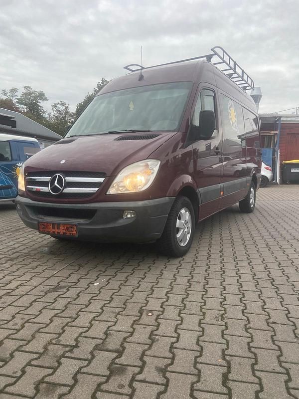 Gebraucht Mercedes Sprinter 193 PS (141 kW) 2010 Rot Van