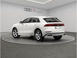 Gebraucht Audi Q8 Ambiente 381 PS (280 kW) 2024 Carraraweiß SUV