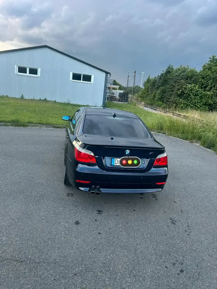 Gebraucht BMW 525 197 PS (144 kW) 2008 Limousine