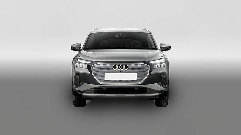Usata Audi Q4 e-tron 250 kW (340 CV) 2025 Grigio SUV