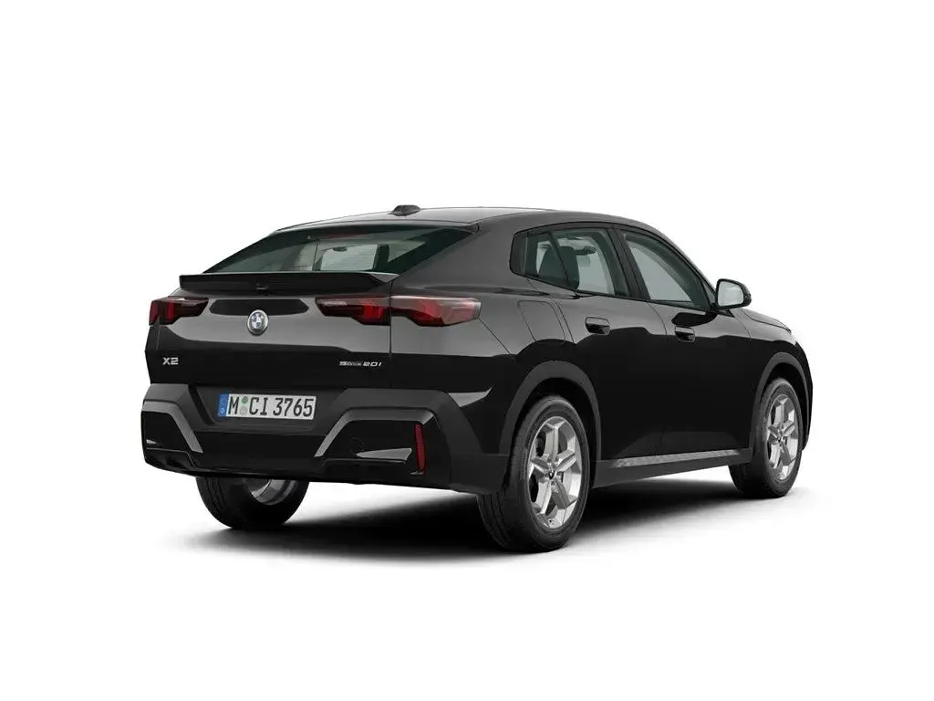 Gebraucht BMW X2 156 PS (114 kW) 2025 Schwarz SUV