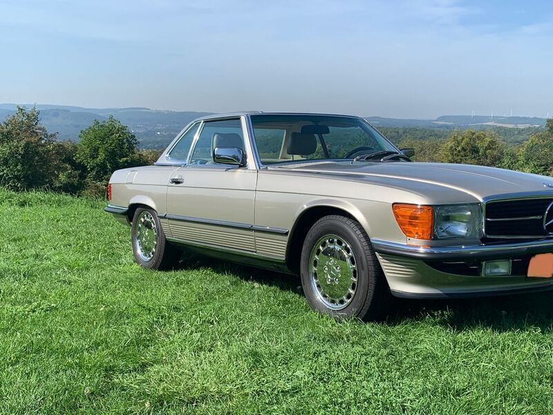 Gebraucht Mercedes 560 230 PS (169 kW) 1989 Silber Cabrio