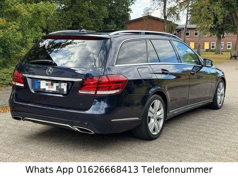 Gebraucht Mercedes E350 Avantgarde 252 PS (185 kW) 2013 Blau Kombi