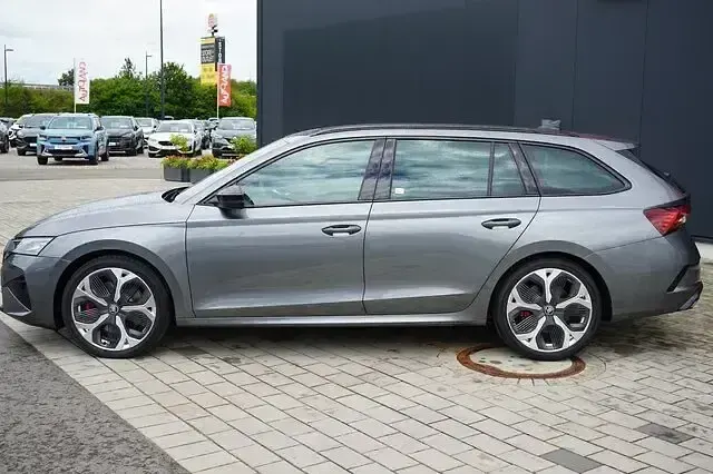 Neu Skoda Octavia RS 265 PS (194 kW) 2026 Andere Kombi