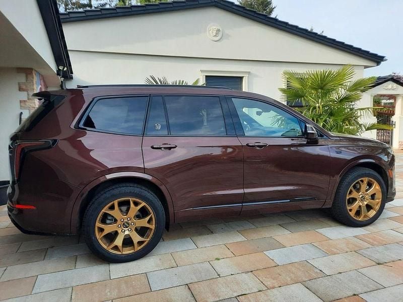 Gebraucht Cadillac XT6 237 PS (174 kW) 2024 Rot SUV
