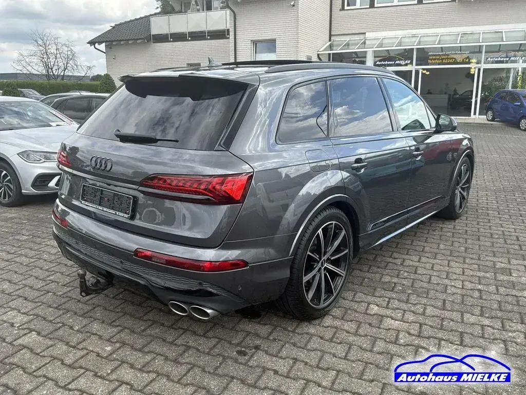 Gebraucht Audi SQ7 Sport 507 PS (372 kW) 2021 Grau SUV