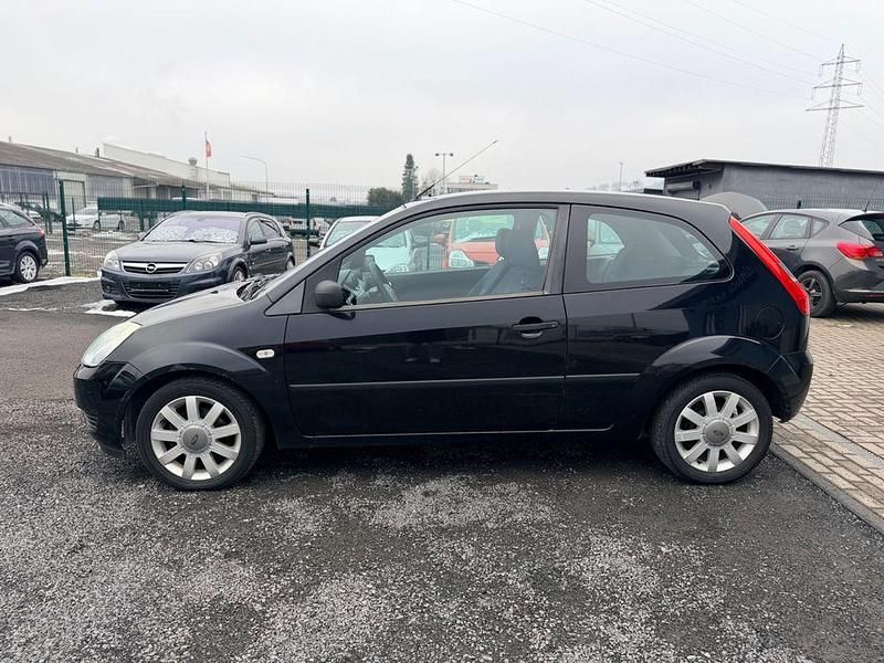 Gebraucht Ford Fiesta 60 PS (44 kW) 2006 Schwarz Kleinwagen
