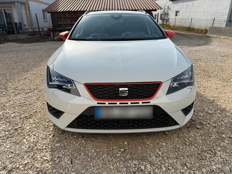 Gebraucht Seat Leon ST CUPRA 280 PS (205 kW) 2015 Weiß Kombi