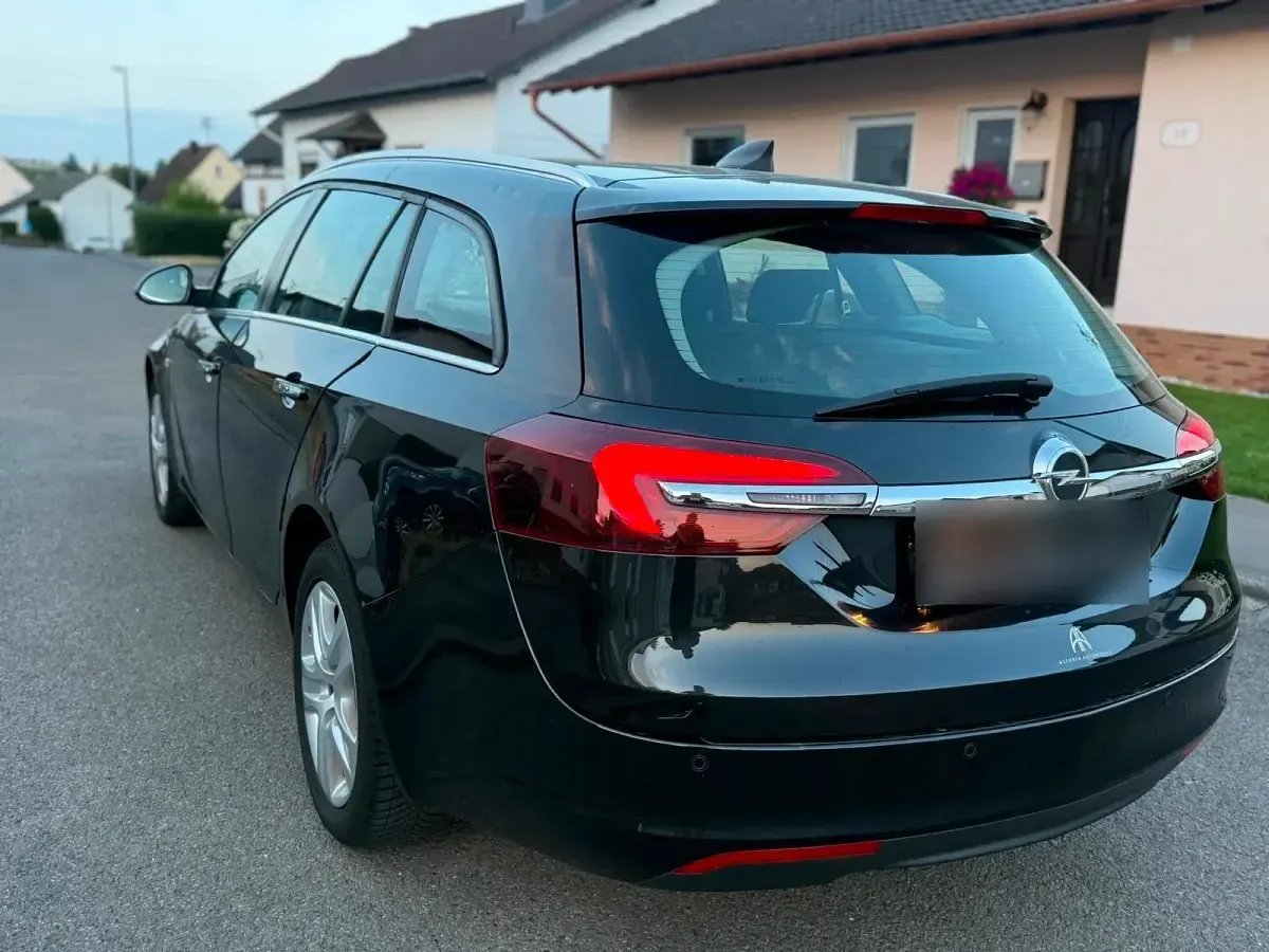 Gebraucht Opel Insignia 136 PS (100 kW) 2016 Kombi