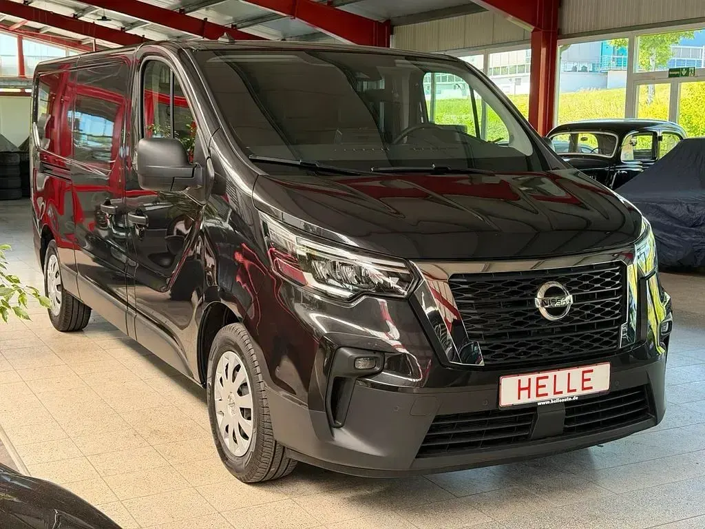 Gebraucht Nissan Primastar N-Connecta 150 PS (110 kW) 2024 Schwarz Van / Kleinbus