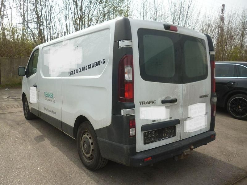 Gebraucht Renault Trafic Komfort 120 PS (88 kW) 2015 Weiß Van / Kleinbus