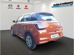 Neu Suzuki Swift Club 83 PS (61 kW) 2026 Orange (flame orange pearl metallic) Kleinwagen