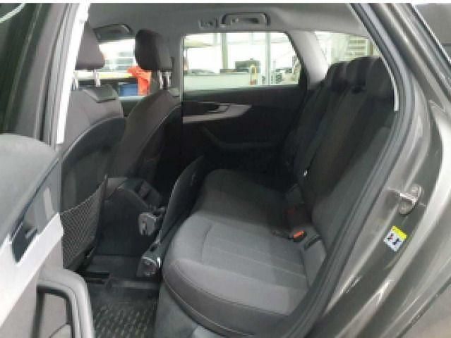 Gebraucht Audi A4 Advanced 136 PS (100 kW) 2020 Grau Kombi