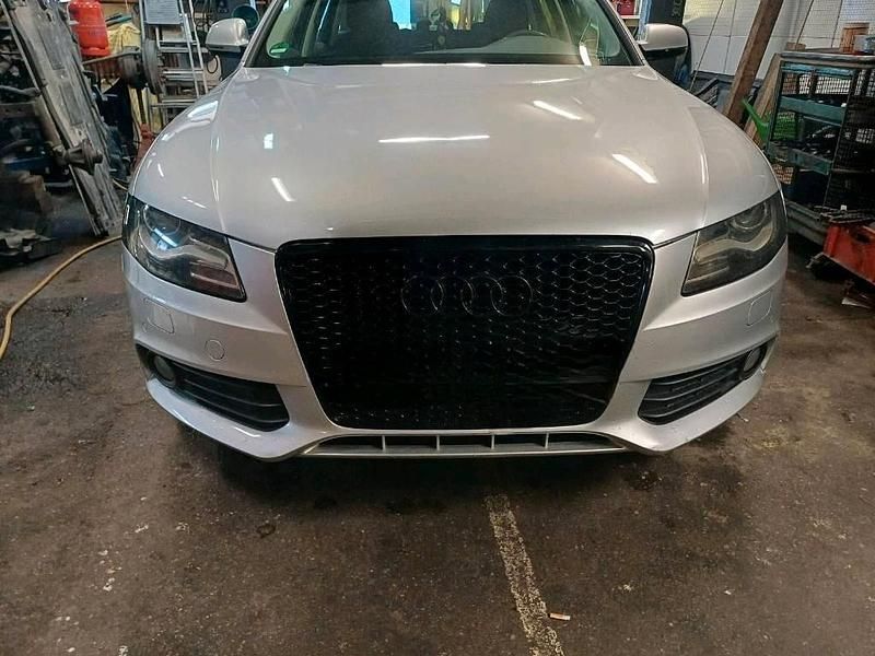 Second-hand Audi A4 190 CP (139 kW) 2010 Argintiu Break