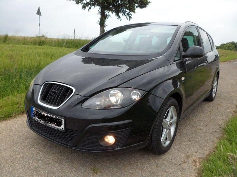 Schwarz Gebraucht 2012 Seat Altea XL Copa Van / Kleinbus | 3.000 € (Superpreis) - Bild 1/4