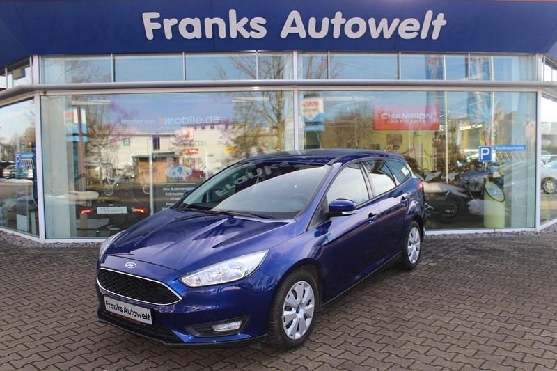 Indic blau (metallic) Gebraucht 2018 Ford Focus Business Edition Kombi | 6.900 € (Etwas zu teuer) - Bild 1/4