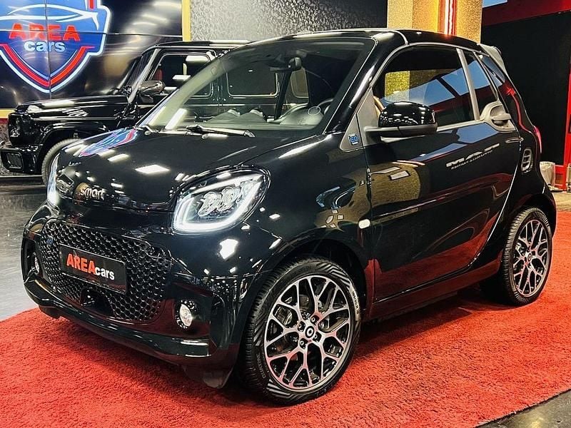 Schwarz Gebraucht 2022 Smart ForTwo Electric Drive Cabrio | 13.900 € (Etwas zu teuer) - Bild 1/4