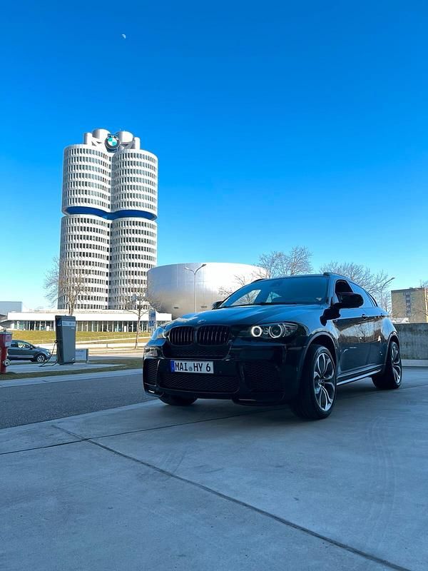 Schwarz Gebraucht 2012 BMW X6 M Performance SUV | 26.990 € - Bild 1/4