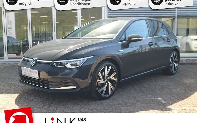 Gebraucht VW Golf VIII Style 150 PS (110 kW) 2024 Grau Limousine