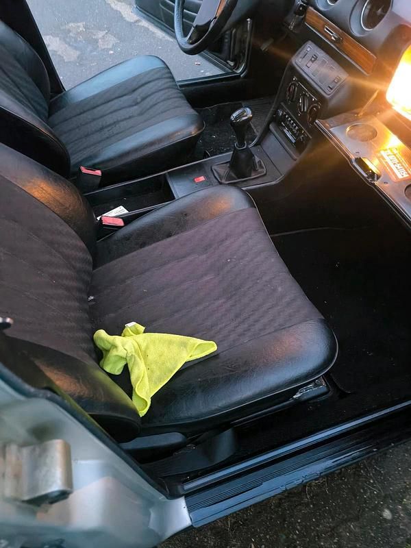 Gebraucht Mercedes E280 1982 Grau Limousine