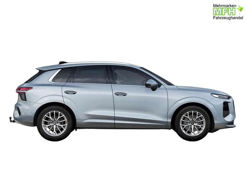 Gebraucht Audi Q3 204 PS (150 kW) 2026 [1x1x] pfeilgrau perleffekt SUV