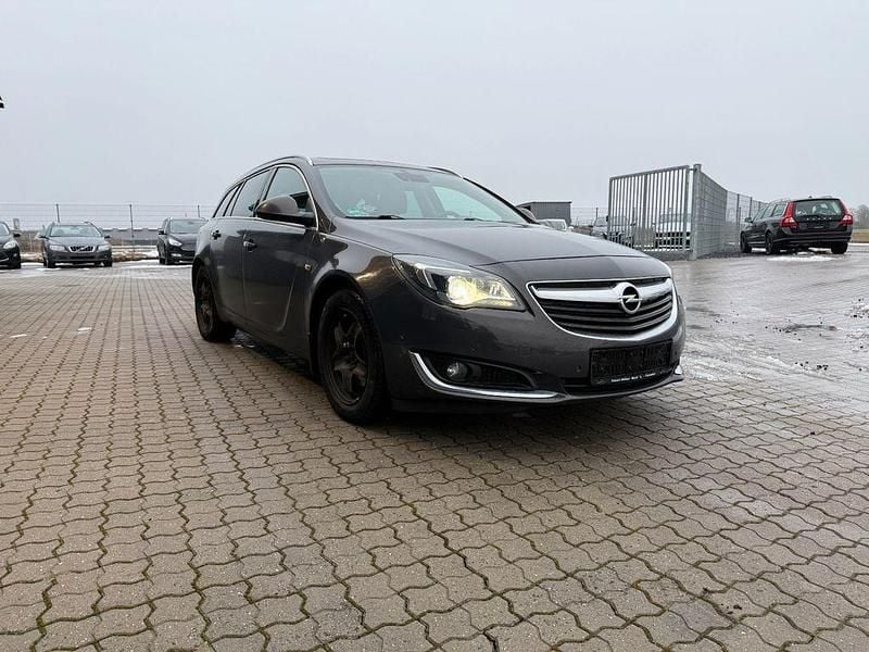 Gebraucht Opel Insignia Innovation 163 PS (119 kW) 2015 Grau Kombi