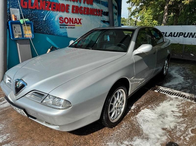 Silber Gebraucht 2000 Alfa Romeo 166 Limousine | 1.850 € - Bild 1/4