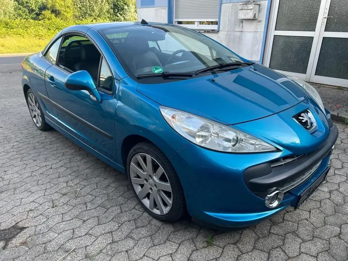 Gebraucht Peugeot 207 CC 150 PS (110 kW) 2007 Blau Cabrio
