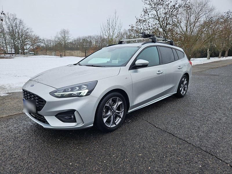 Gebraucht Ford Focus ST-Line 125 PS (91 kW) 2021 Silber Kombi