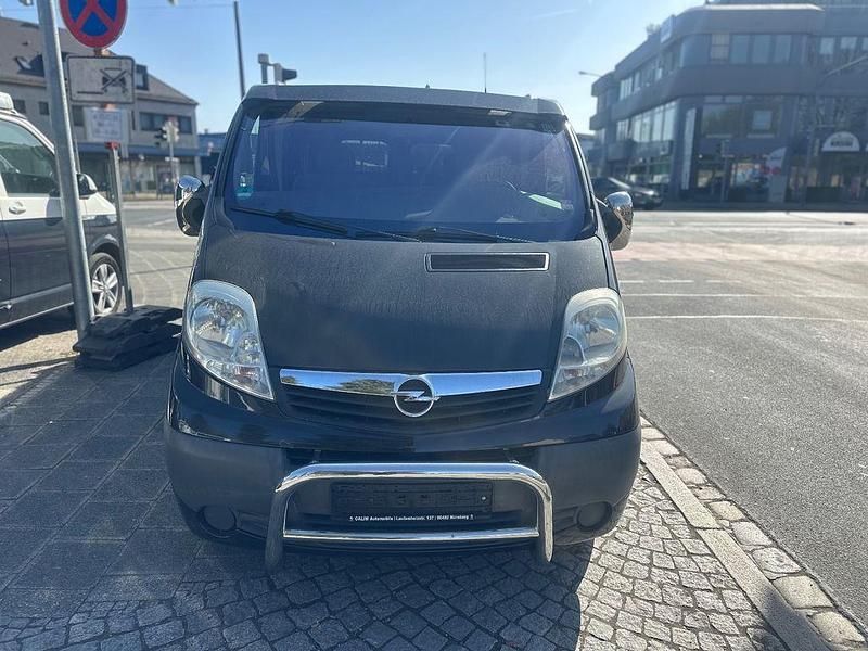 Gebraucht Opel Vivaro 145 PS (106 kW) 2009 Schwarz Van / Kleinbus