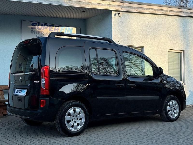 Gebraucht Mercedes Citan 111 Edition 110 PS (80 kW) 2018 Schwarz Kombi
