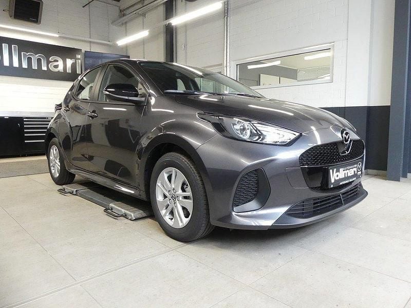 Neu Mazda 2 Center-Line 116 PS (85 kW) 2025 Grau Kleinwagen