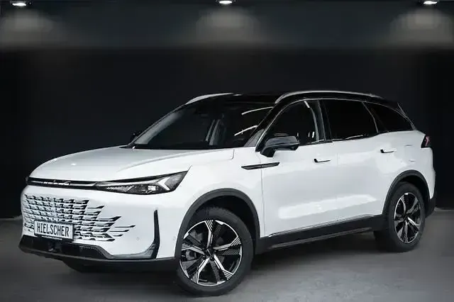 Używany Baic X75 177 KM (130 kW) 2025 Biały SUV