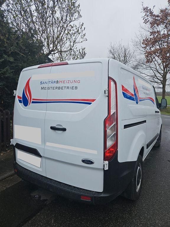 Gebraucht Ford Transit Custom 105 PS (77 kW) 2021 Weiß Van / Kleinbus