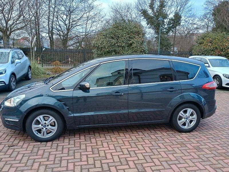Gebraucht Ford S-MAX Titanium 203 PS (149 kW) 2011 Blau Van / Kleinbus