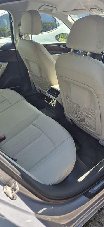 Second-hand Audi A6 Premium 299 CP (219 kW) 2020 Argintiu Berlinǎ